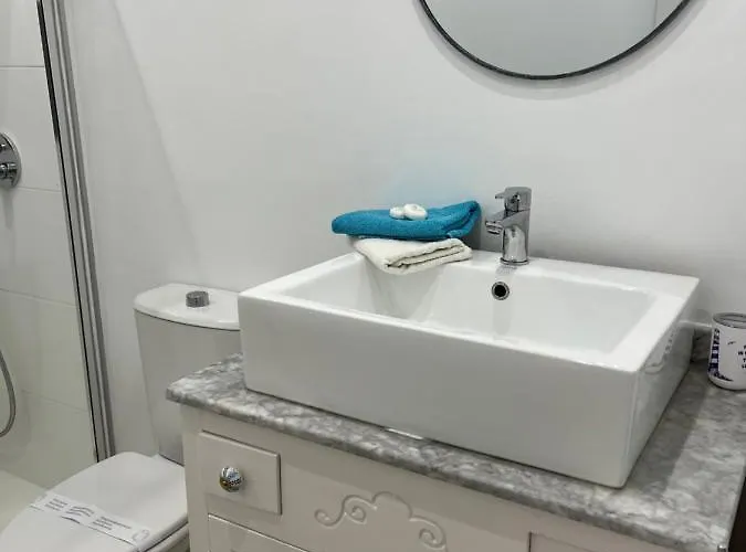 Cornelia's 1b Primera Linea De Playa Appartamento *